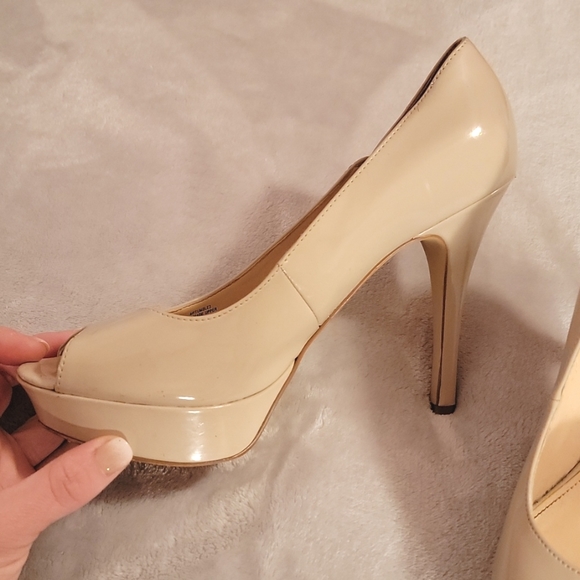 Marc Fisher Stilettos - Picture 3 of 14